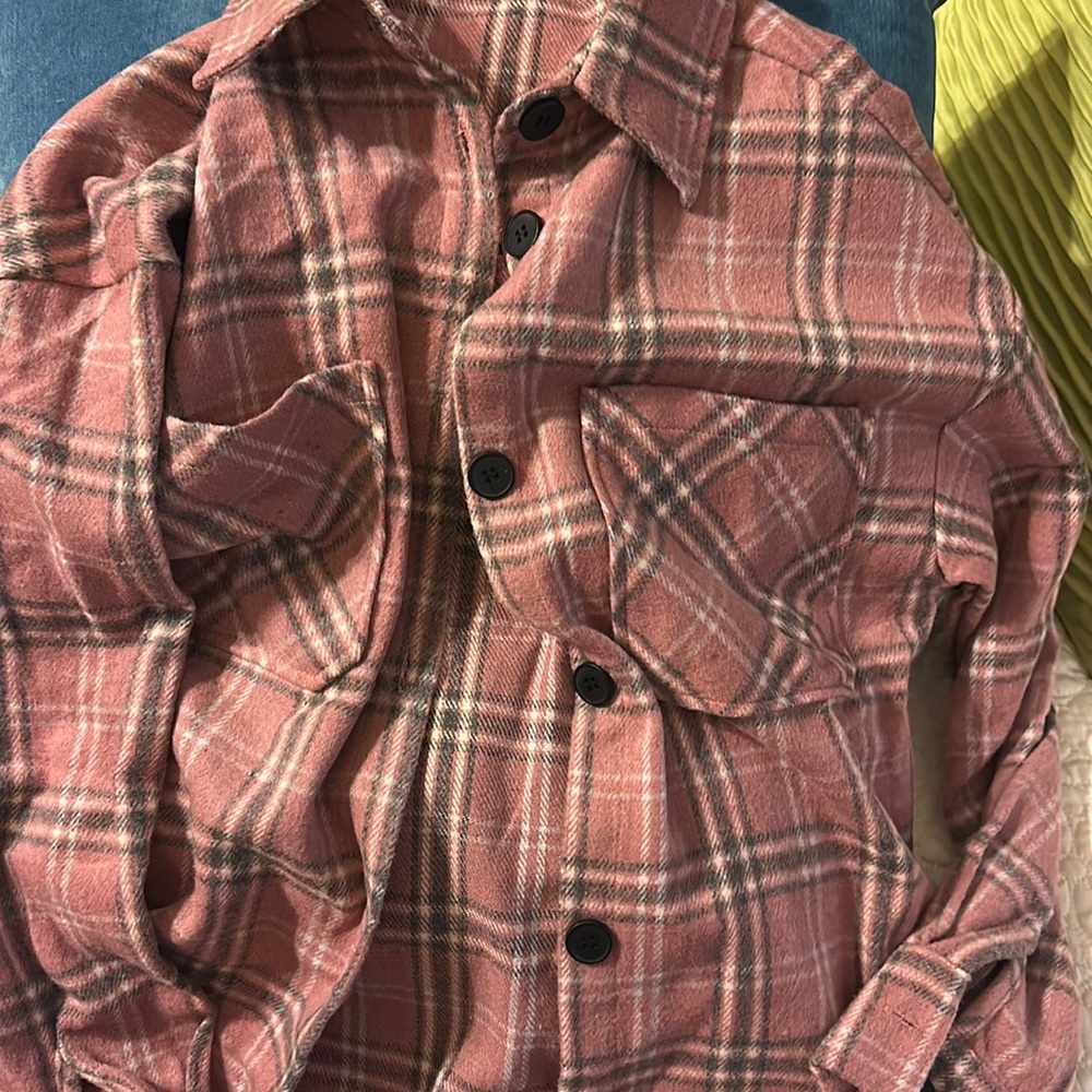 Pink Lily pink plaid Shacket brand new never worn size small